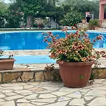 Elena Pool Hotel apartamentowy