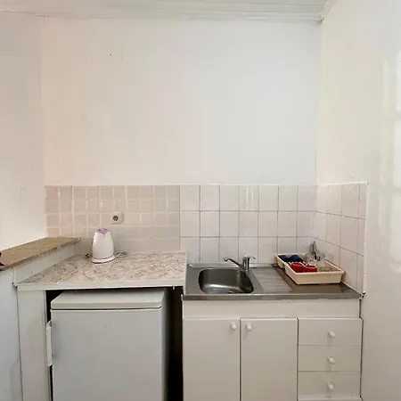 Aparthotel Elena Pool