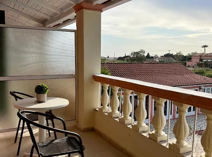 Aparthotel Elena Pool 3*