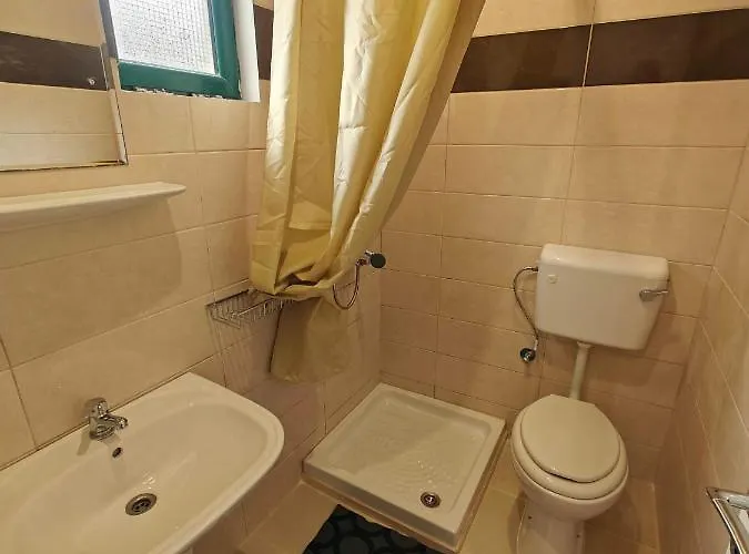 Elena Pool Aparthotel Agios Georgios (Corfu)