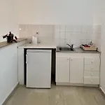 Elena Pool شقة فندقية 3*
