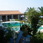 شقة فندقية Elena Pool 3*