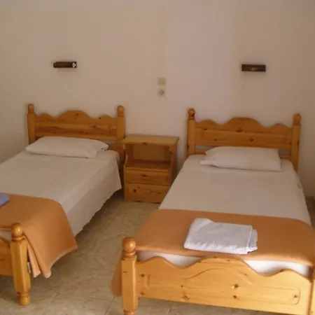 Apartahotel Elena Pool 3*