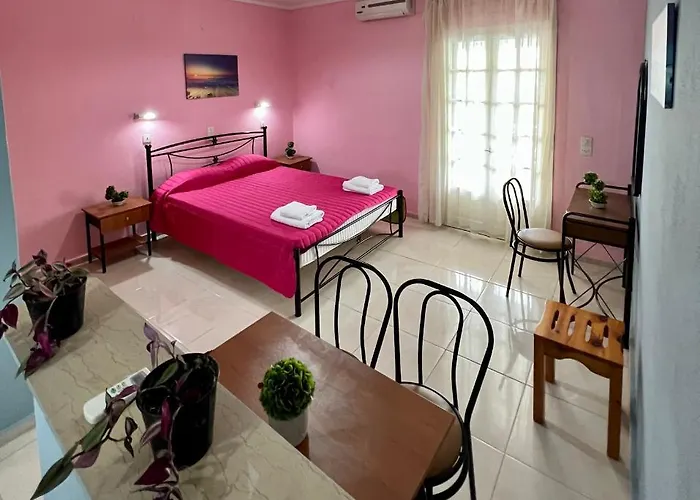 Elena Pool Apartmanhotel 3*