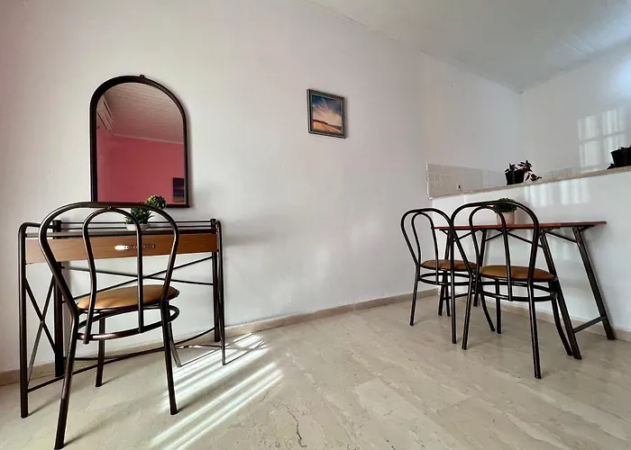 Elena Pool Apartmanhotel Ájosz Jeórjosz