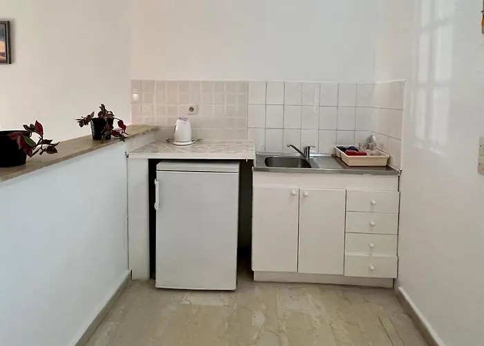 Elena Pool Apartmanhotel 3*