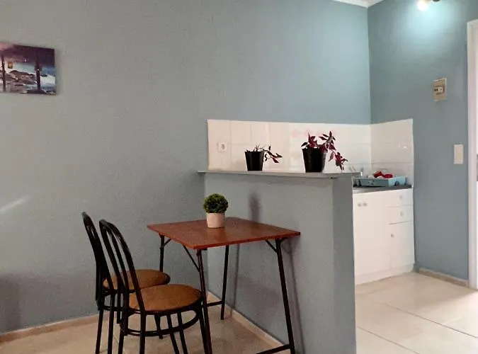 Apartmanhotel Elena Pool Ájosz Jeórjosz