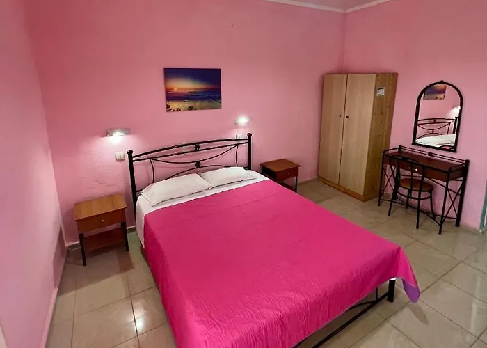Elena Pool Apartmanhotel Ájosz Jeórjosz