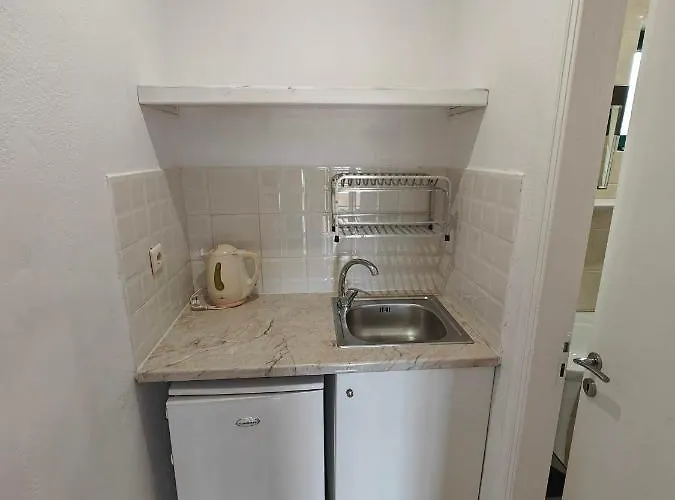 Elena Pool Apartmanhotel Ájosz Jeórjosz