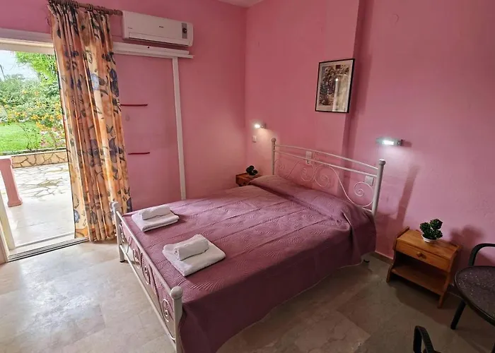 Apartmanhotel Elena Pool Ájosz Jeórjosz